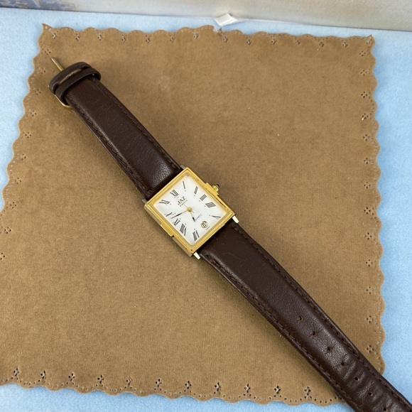 SOLD Vintage Jaz Paris Mans Tank French Designer Watch - Picture 9 of 10